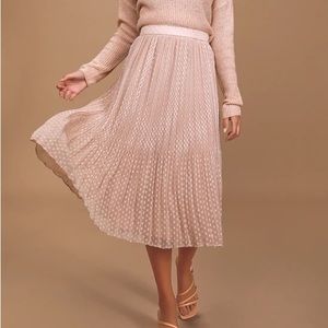 Lulus Pink Swiss Dot Pleated Midi Skirt